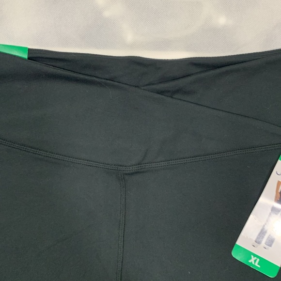 JOCKEY XL 
CROSSWAIST YOGA PANTS - Picture 3 of 9